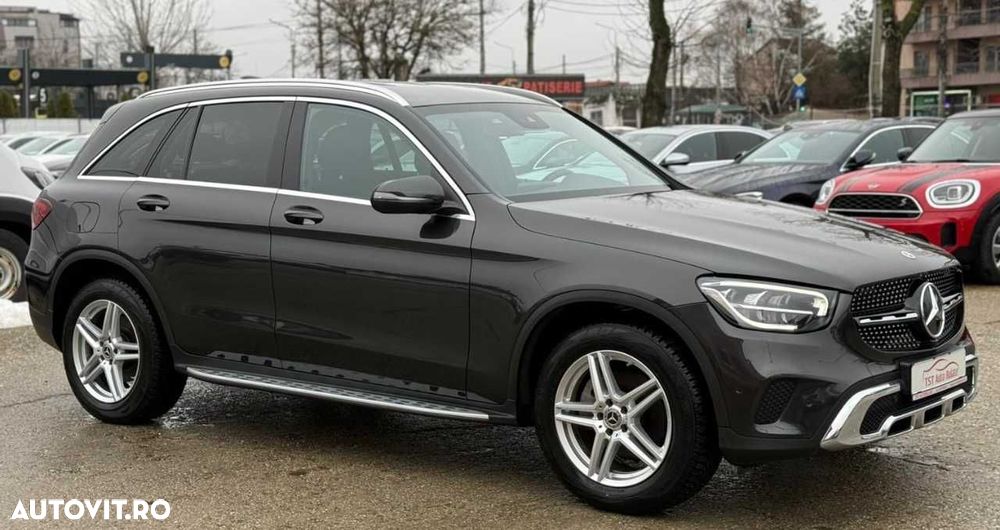 Mercedes-Benz GLC - 11