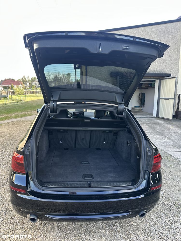 BMW Seria 5 520d Sport Line - 6