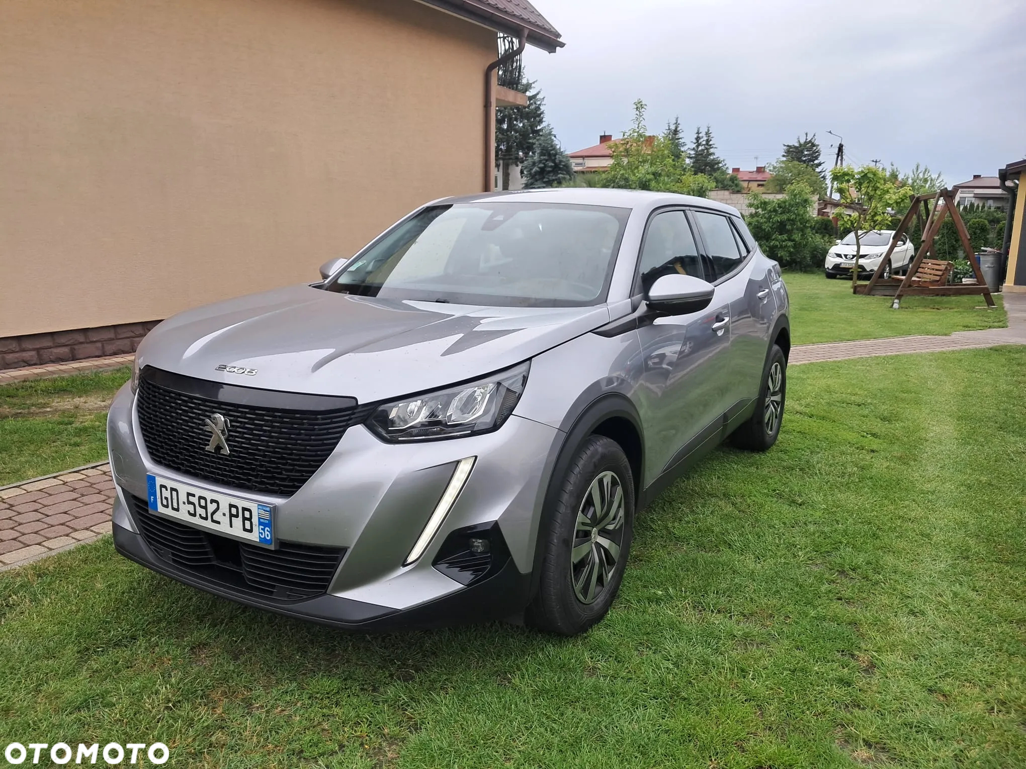 Peugeot 2008 1.5 BlueHDi Active S&S - 2