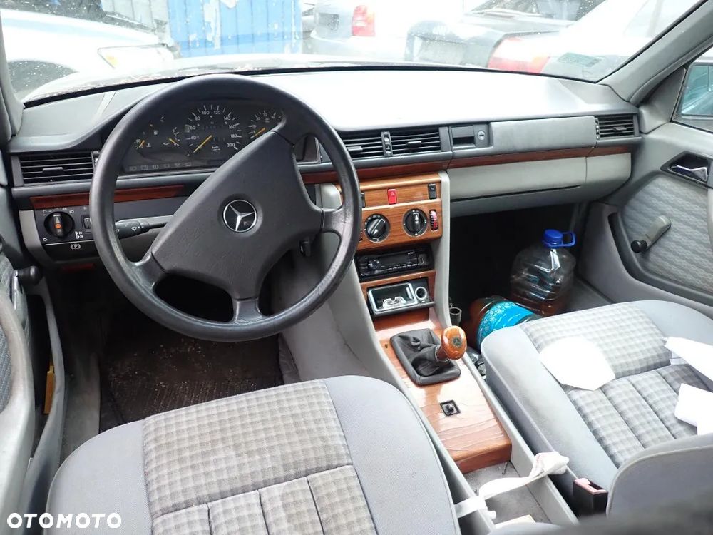 CZĘŚCI - Mercedes 124 2,5 D OM 602.912 90KM SEDAN 1991r. INDEX - 9685 - 6