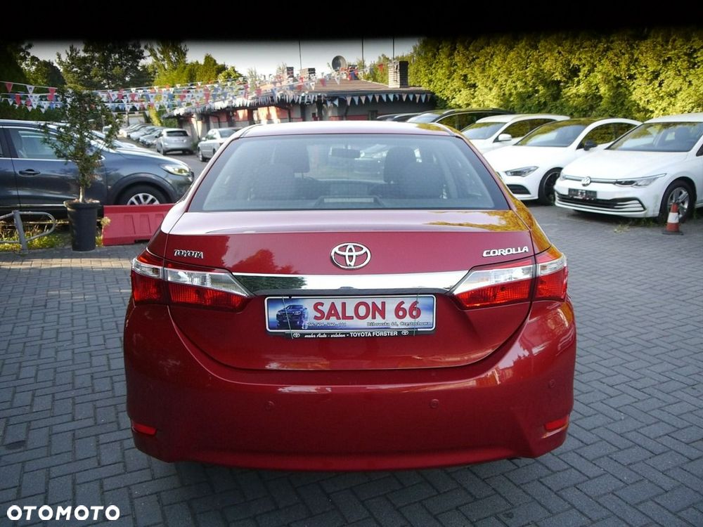 Toyota Corolla 1.6 Premium + - 14