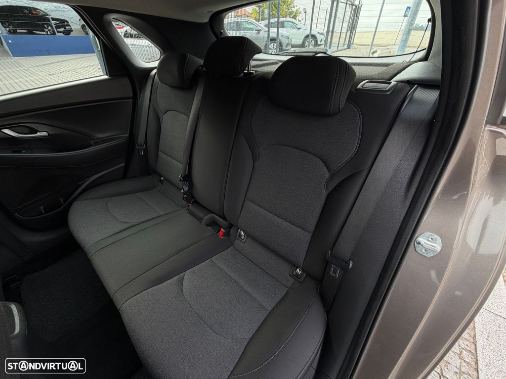 Hyundai i30 1.0 T-GDI 48V-Hybrid Trend - 42