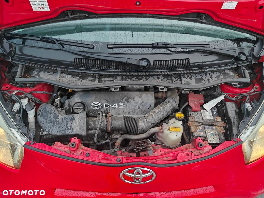 Toyota iQ 1.4 D-4D - 9