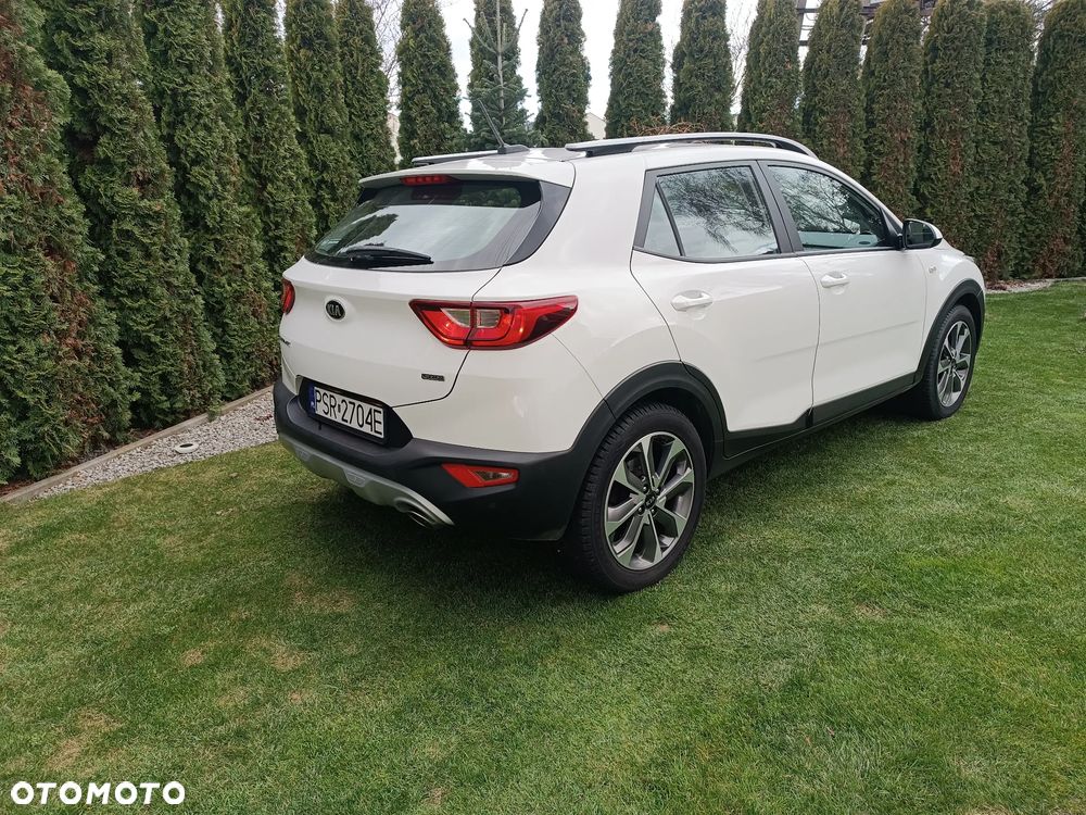 Kia Stonic 1.6 CRDi SCR L - 17