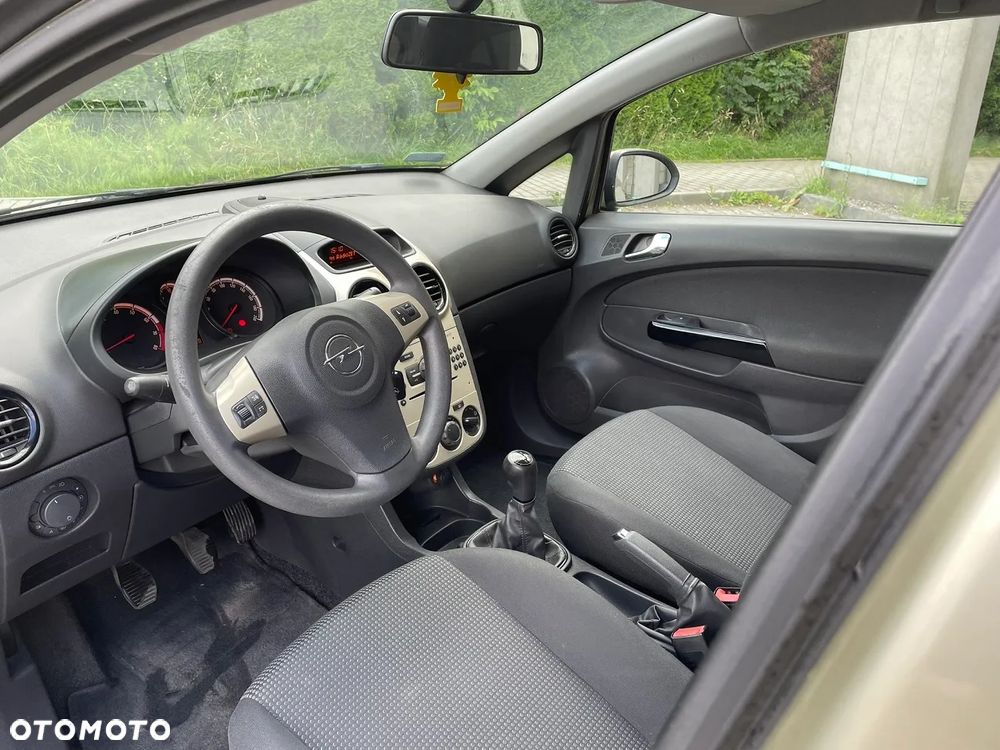 Opel Corsa - 7