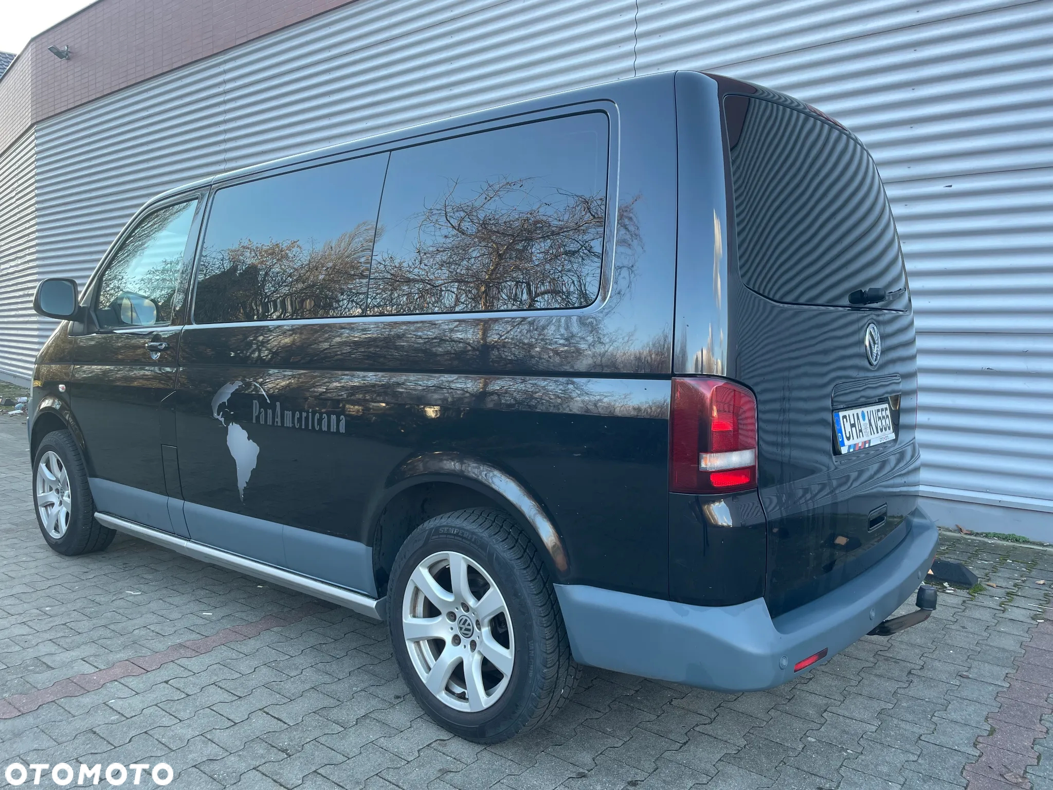 Volkswagen Multivan - 5