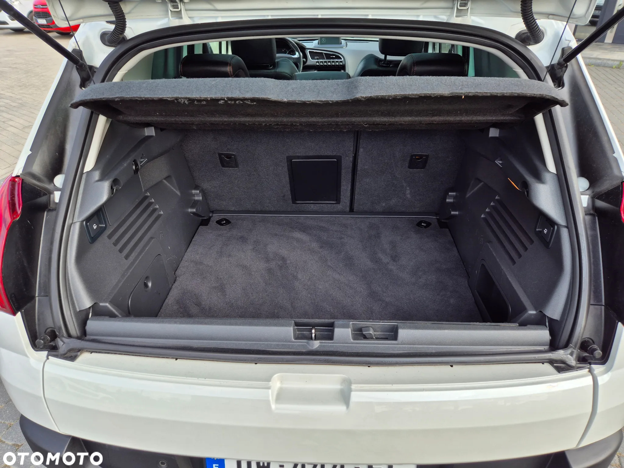 Peugeot 3008 BlueHDi 120 Stop & Start Business-Line - 35