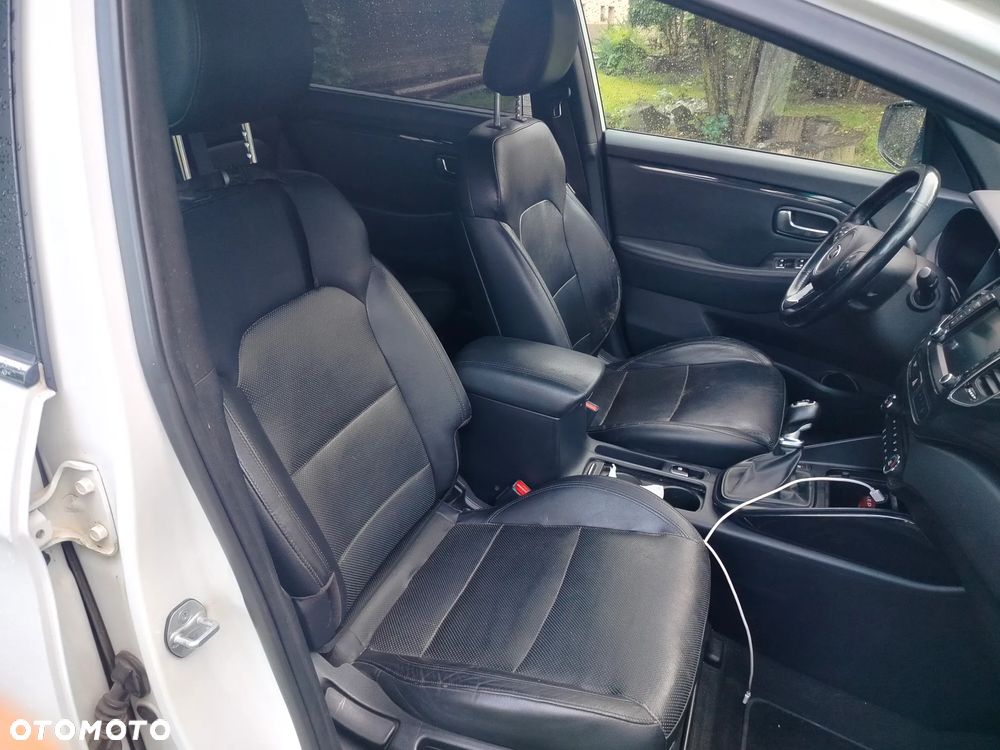 Kia Carens 1.7 CRDi Spirit - 8