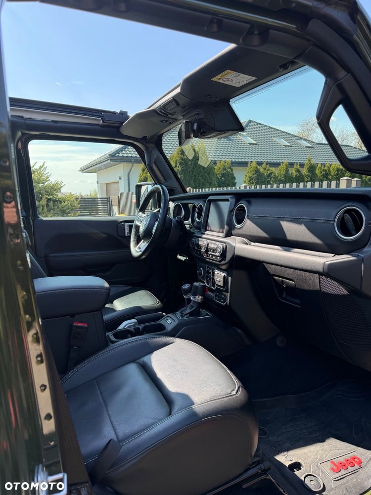 Jeep Wrangler Unlimited GME 2.0 Turbo Sport - 12