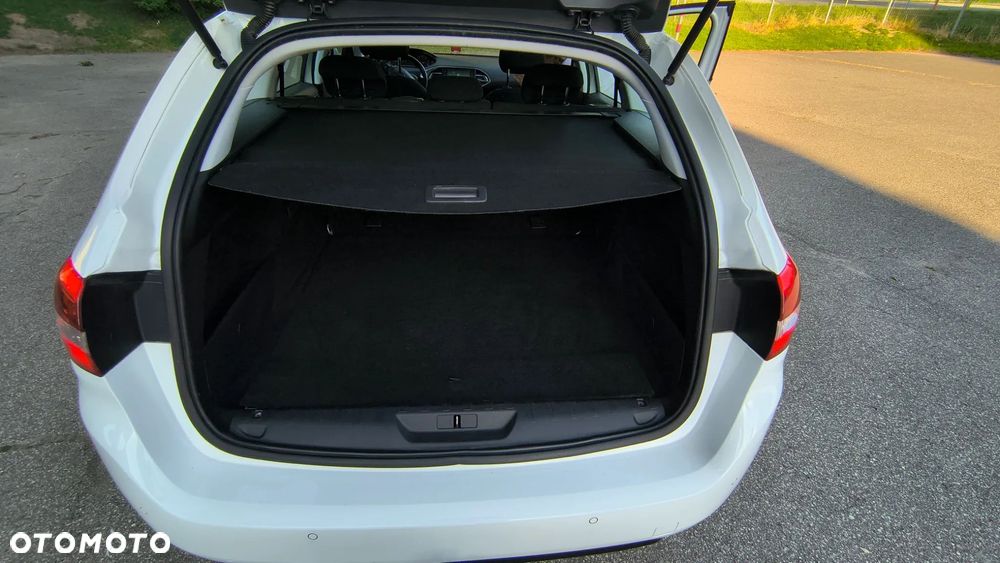 Peugeot 308 2.0 Blue HDi Allure S&S - 18
