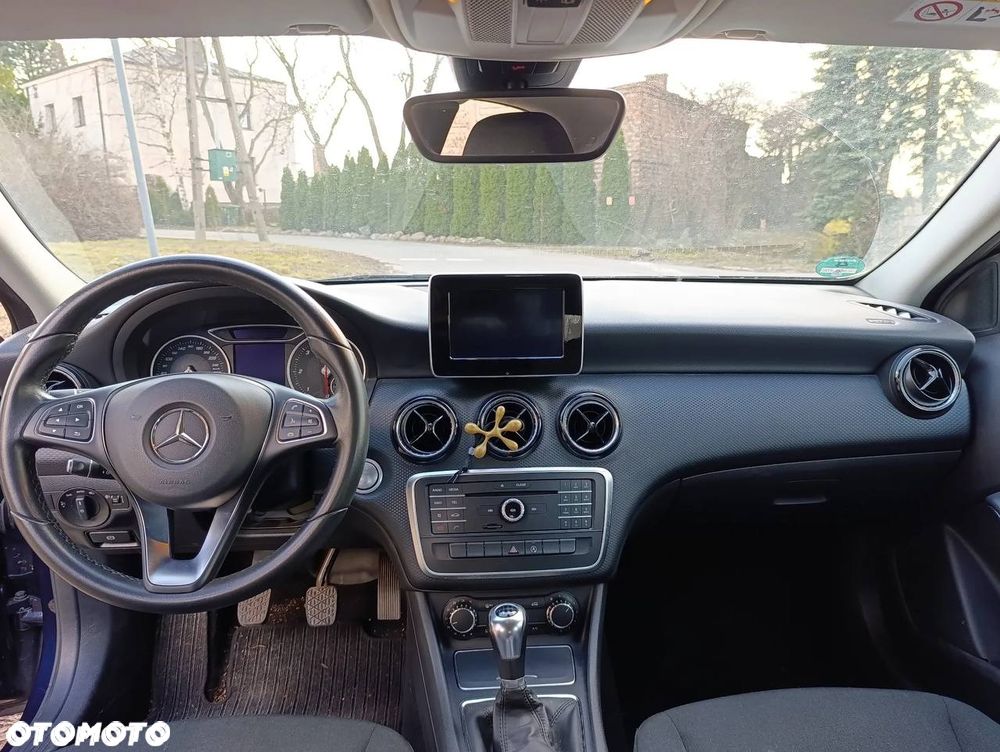 Mercedes-Benz Klasa A 180 d BlueEFFICIENCY Edition - 10