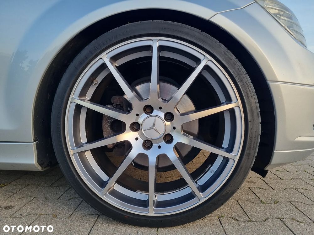 Mercedes-Benz Klasa C 300 7G-TRONIC SPORT EDITION - 9