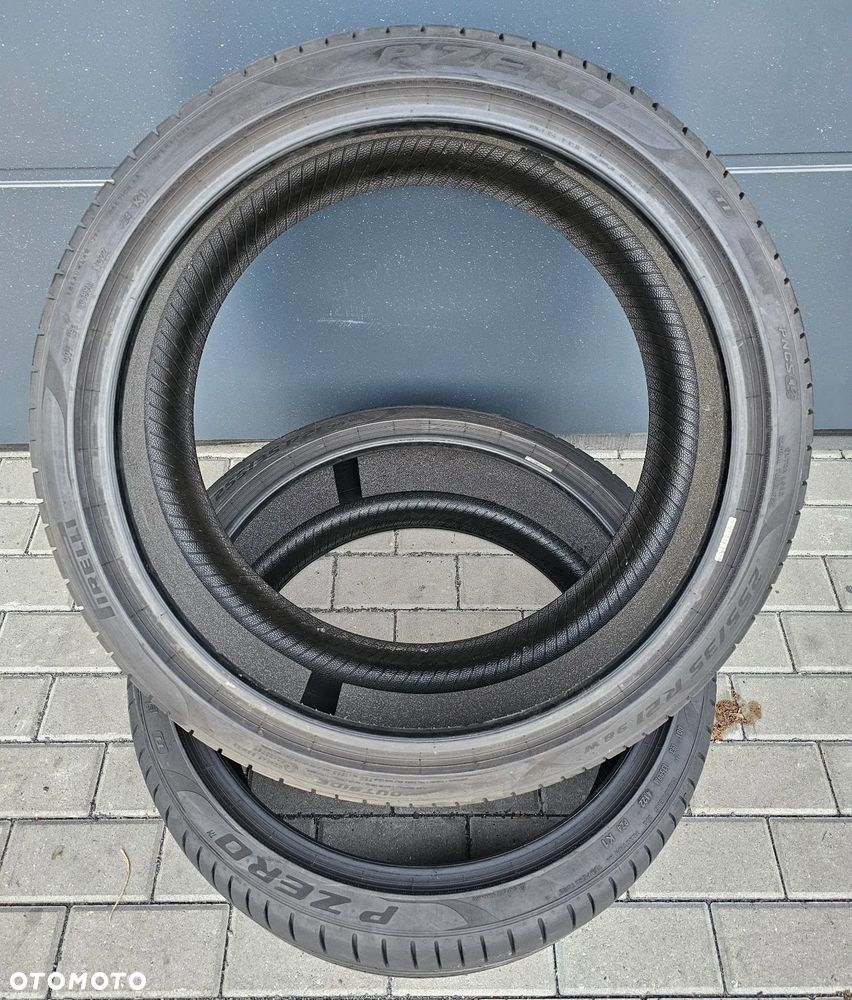 Pirelli P Zero 255/35R21 98 W - 4
