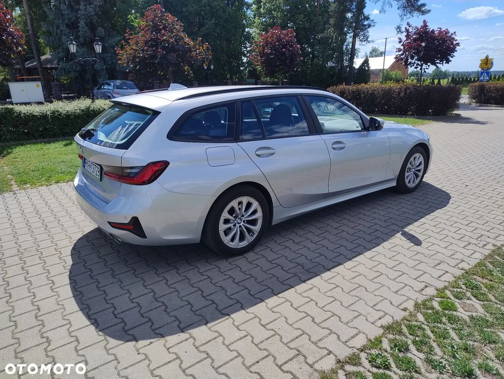 BMW Seria 3 318d - 8