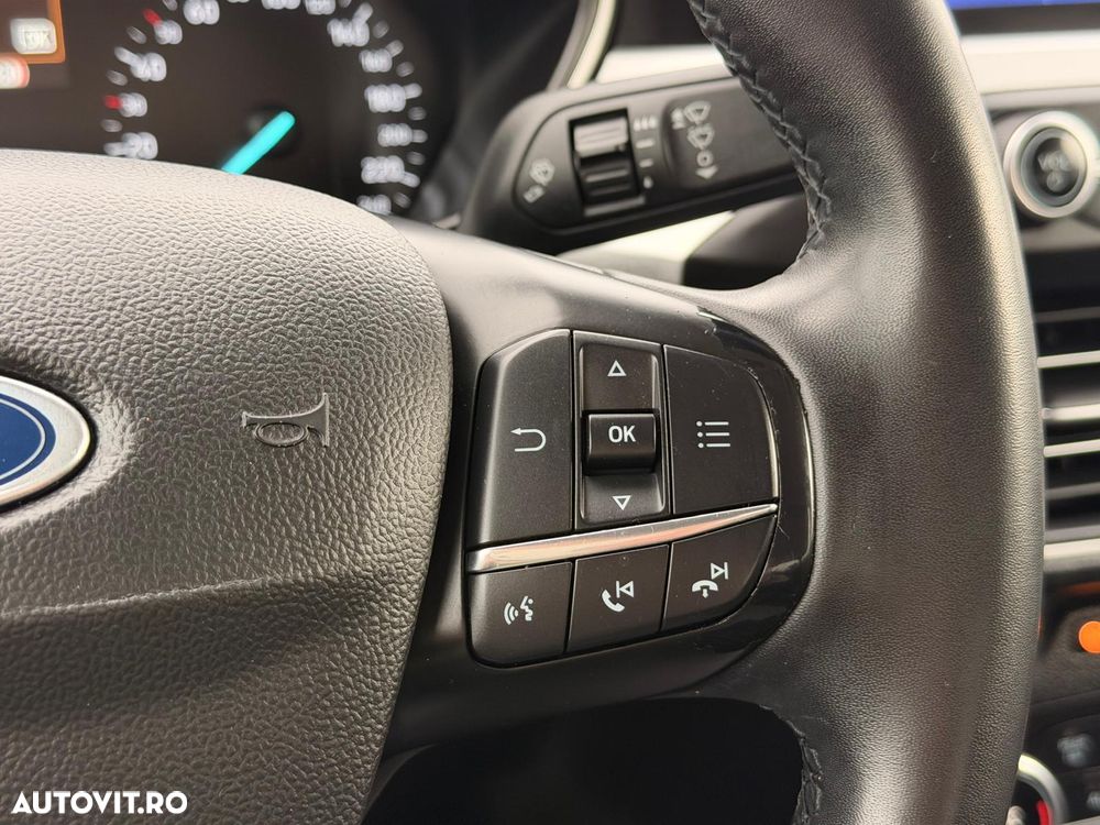 Ford Focus 1.0 EcoBoost Titanium - 29