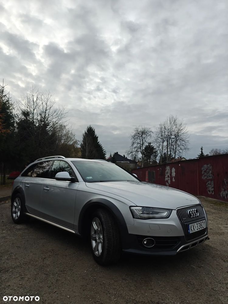 Audi A4 Allroad 2.0 TDI Quattro S tronic - 4