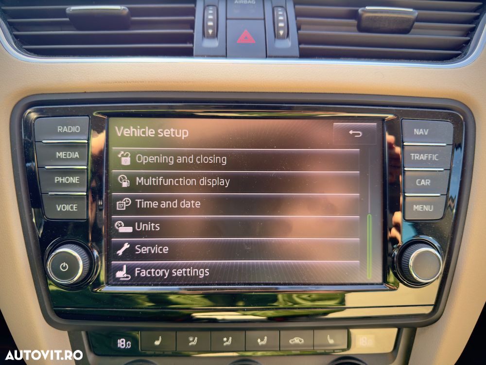 Skoda Octavia 1.4 TSI ELEGANCE DSG - 20