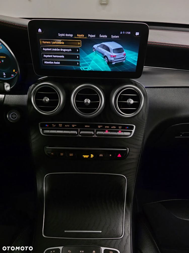 Mercedes-Benz GLC 220 d 4Matic 9G-TRONIC AMG Line Plus - 13