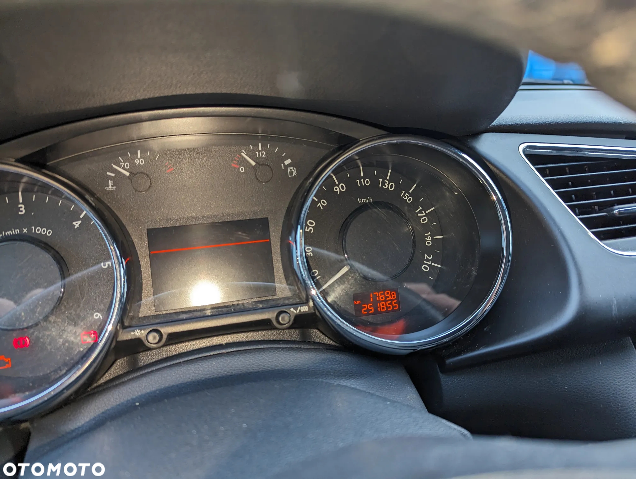 Peugeot 3008 1.6 HDi Premium - 6