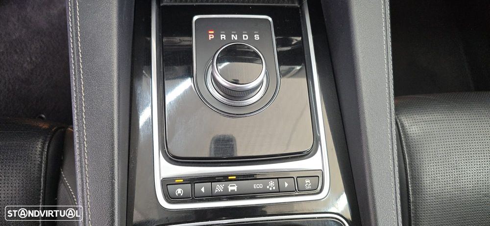 Jaguar F-Pace 2.0 i4D R-Sport AWD Aut. - 27