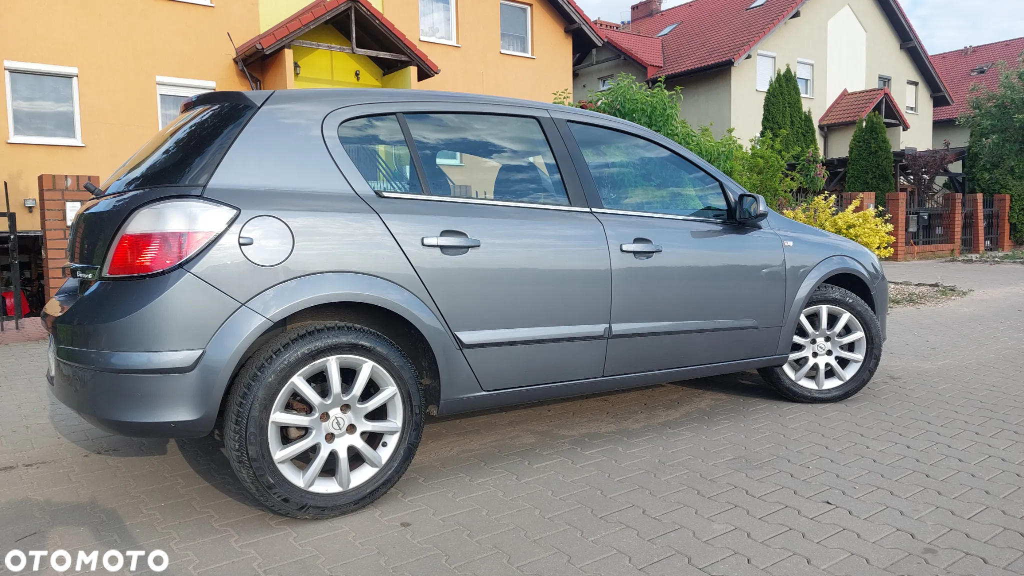 Opel Astra 1.6 NAVI - 9