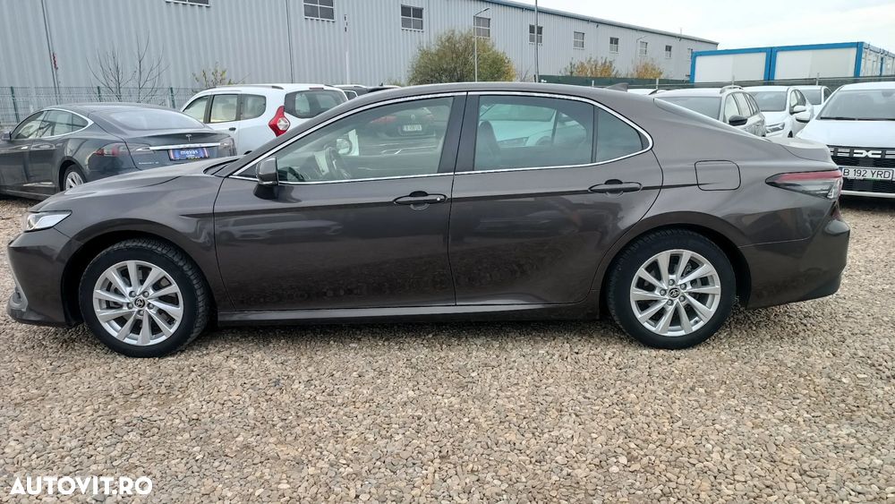 Toyota Camry 2.5 Hybrid Exclusive - 8