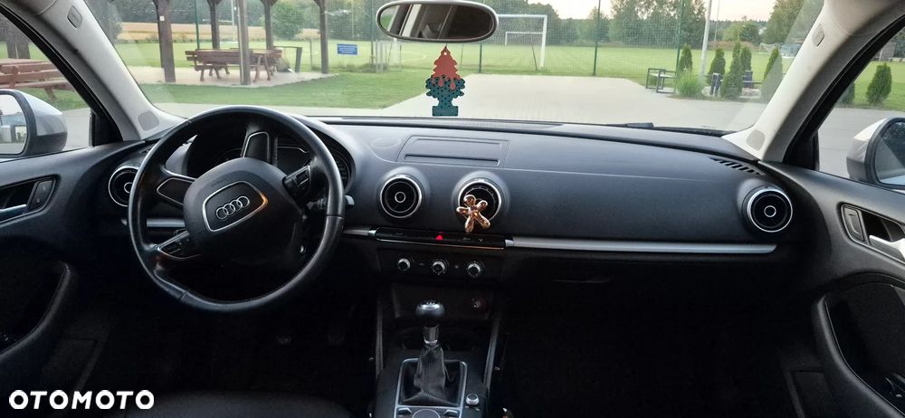Audi A3 Sportback 1.6 TDI (clean diesel) Attraction - 25