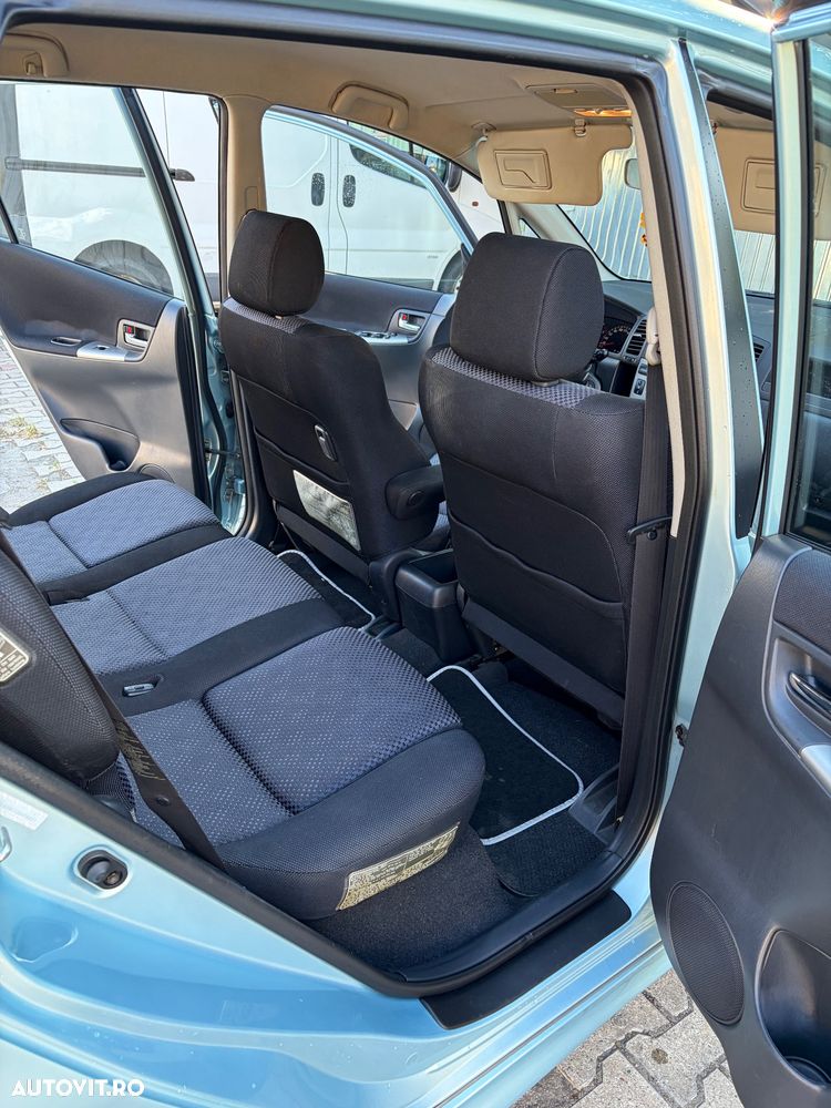 Toyota Corolla Verso 2.0 D-4D - 11