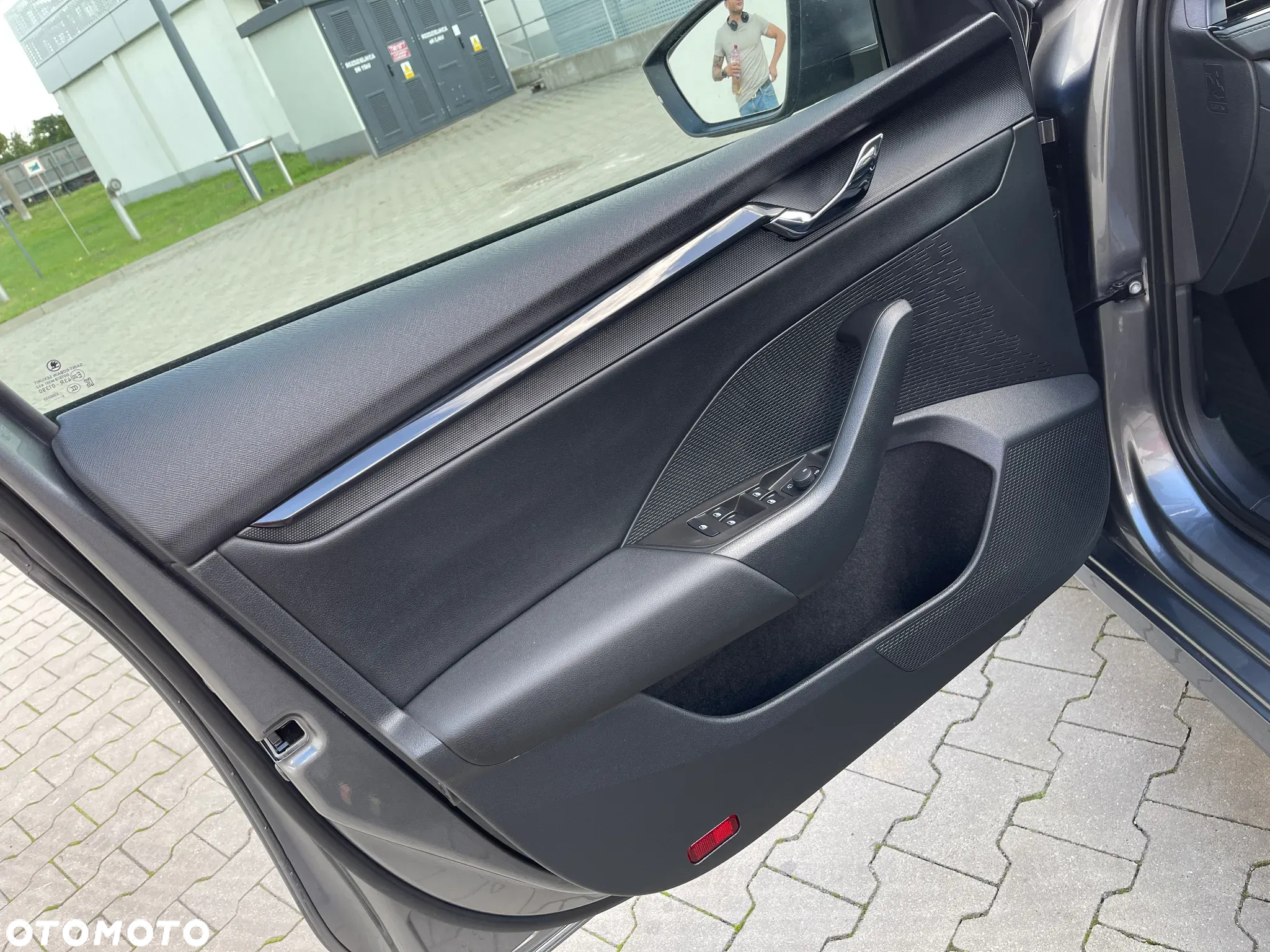Skoda Octavia 1.5 TSI e-Tec Sportline DSG - 27