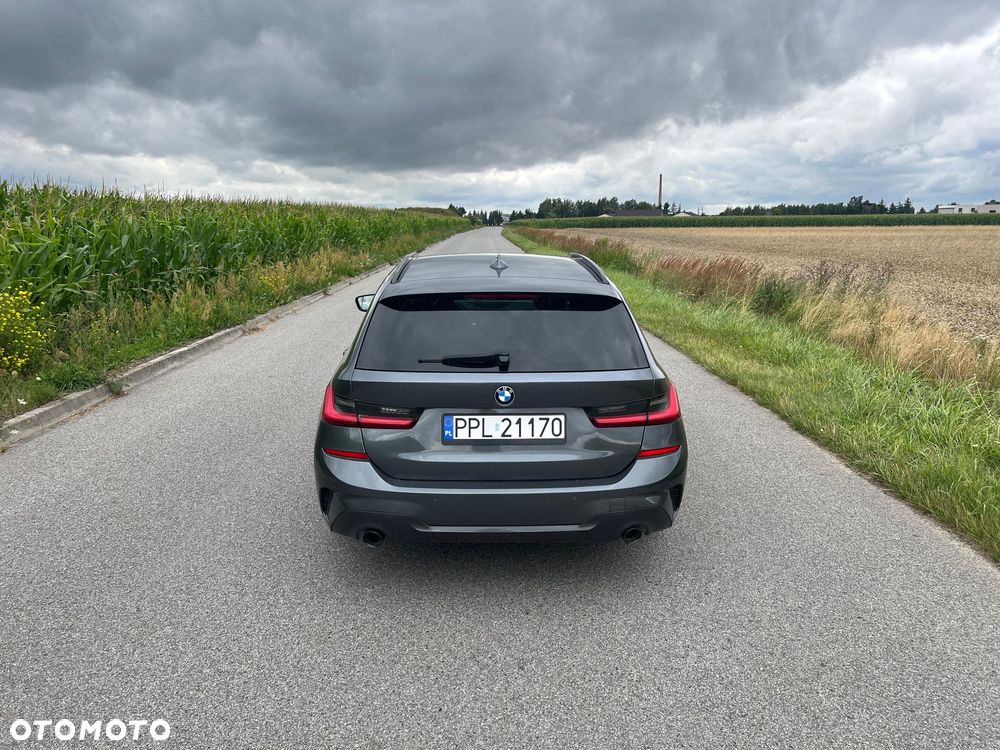 BMW Seria 3 320d M Sport Shadow - 11