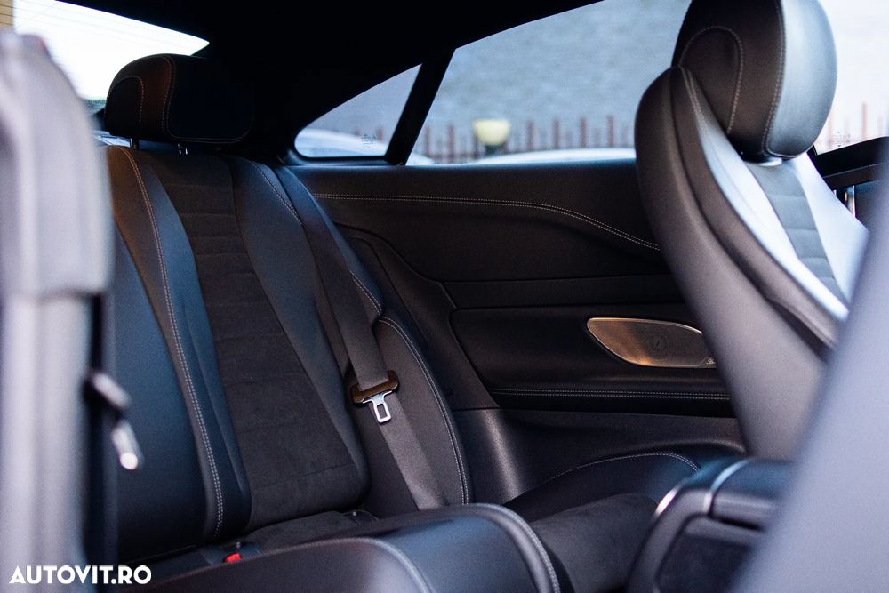 Mercedes-Benz E - 25