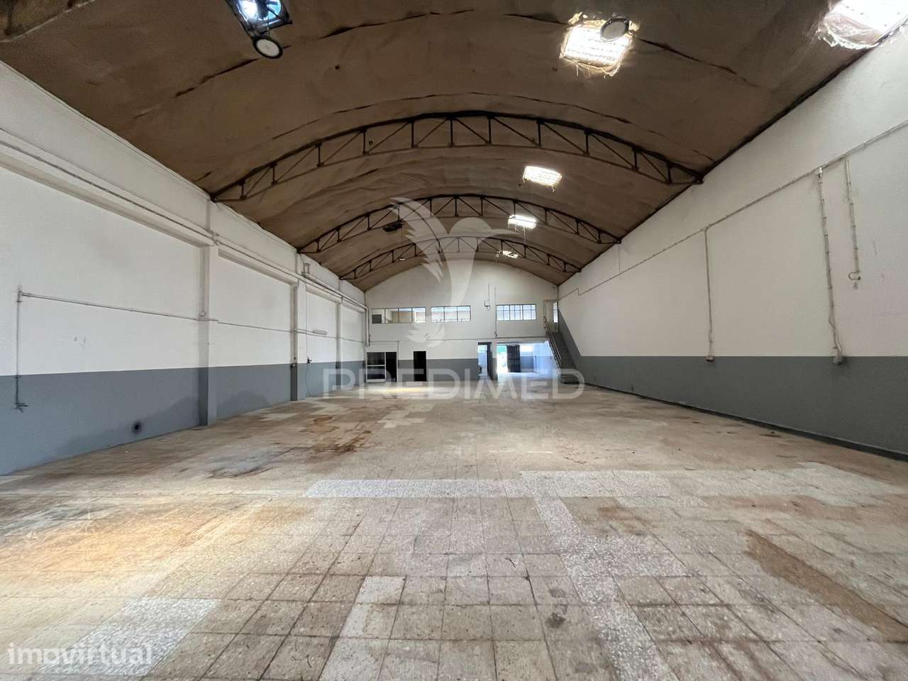 Armazém / espaço industrial em Guimarães - Grande imagem: 2/17
