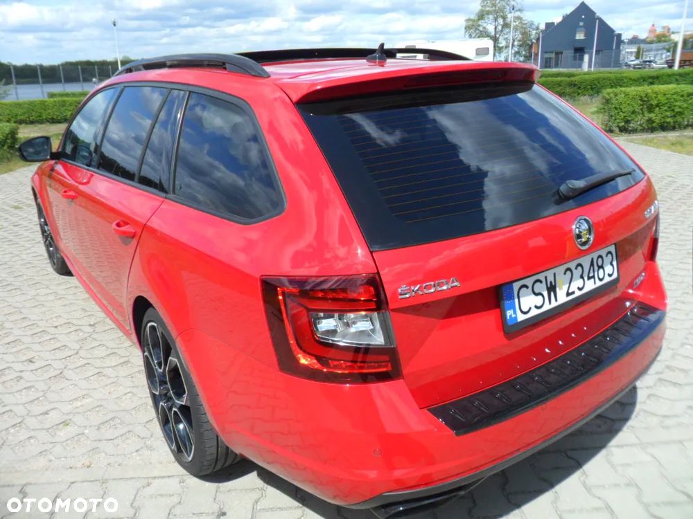 Skoda Octavia 2.0 TSI RS 245 DSG - 7