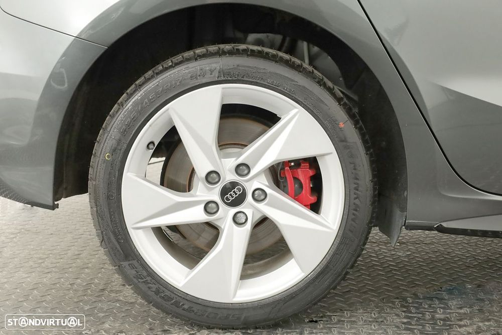 Audi A3 Sportback 45 TFSIe S line - 5