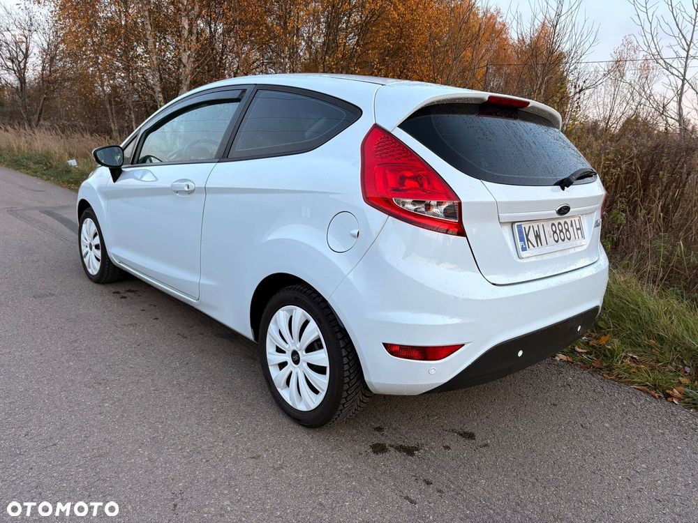 Ford Fiesta - 11