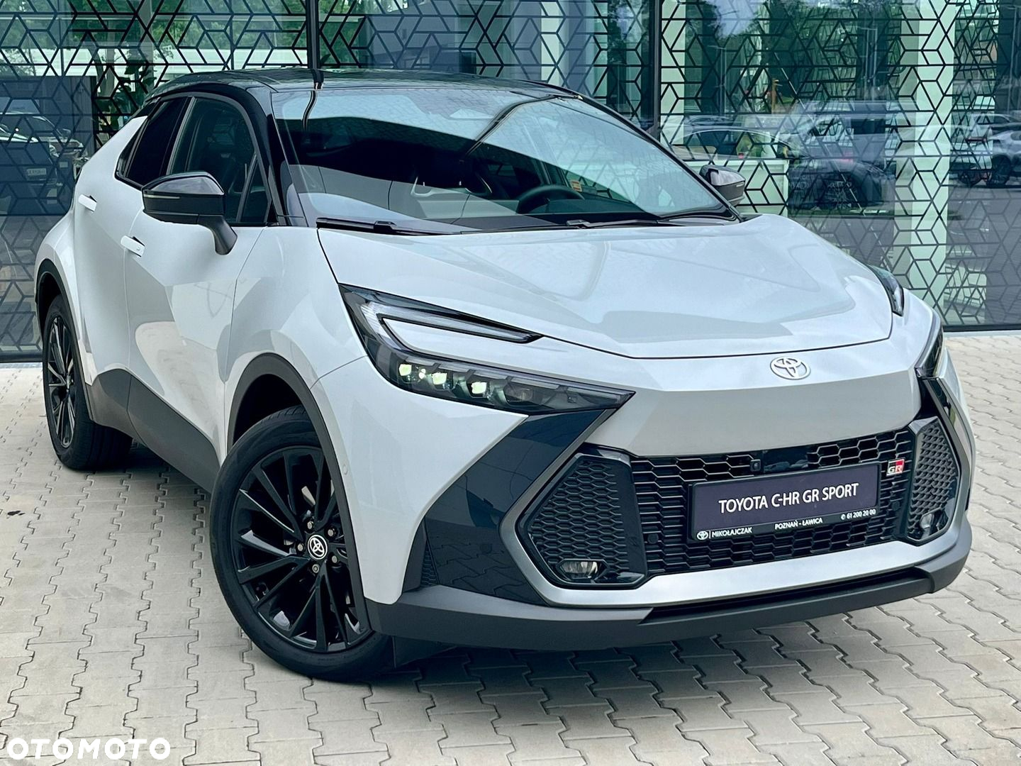 Toyota C-HR - 9