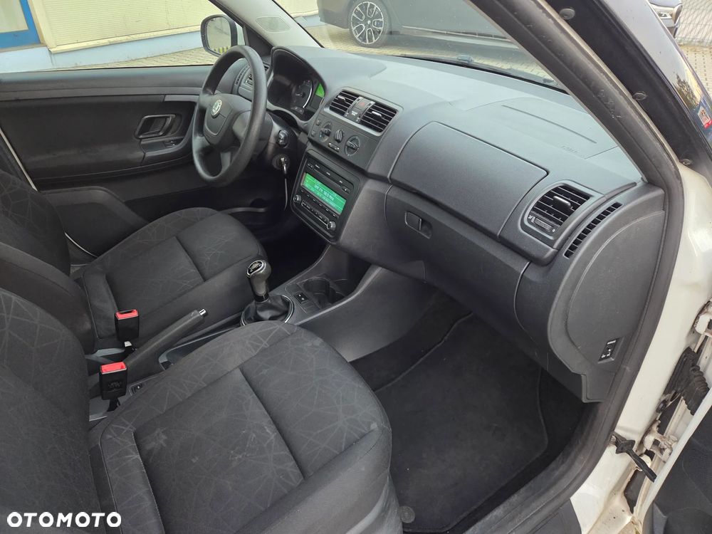 Skoda Fabia - 13