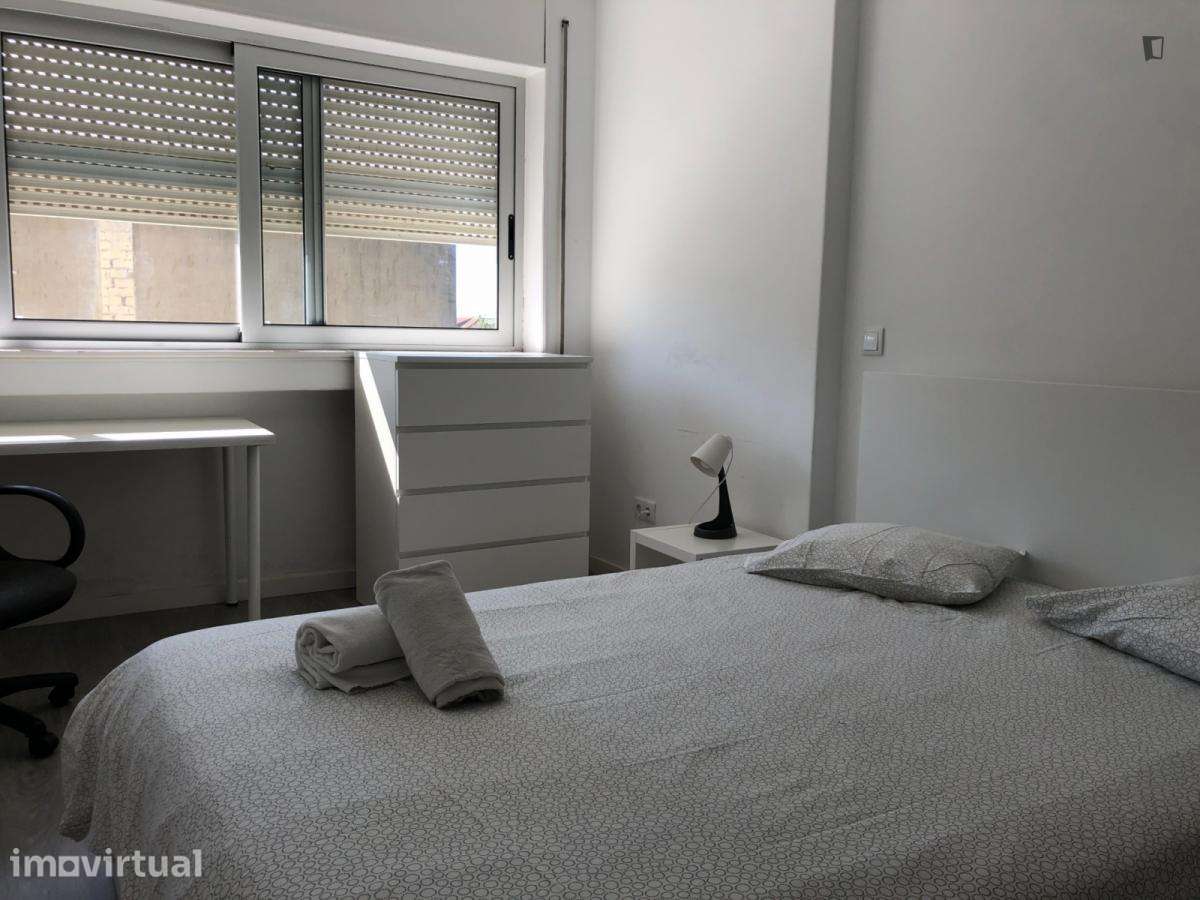Quarto - localizado em Bonfim Porto - Grande imagem: 4/9