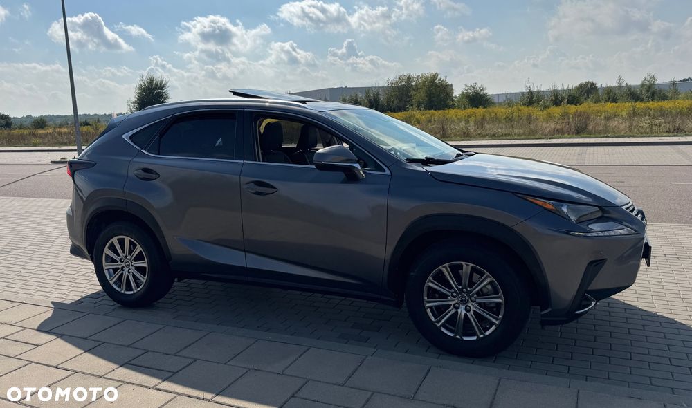 Lexus NX 300 - 14
