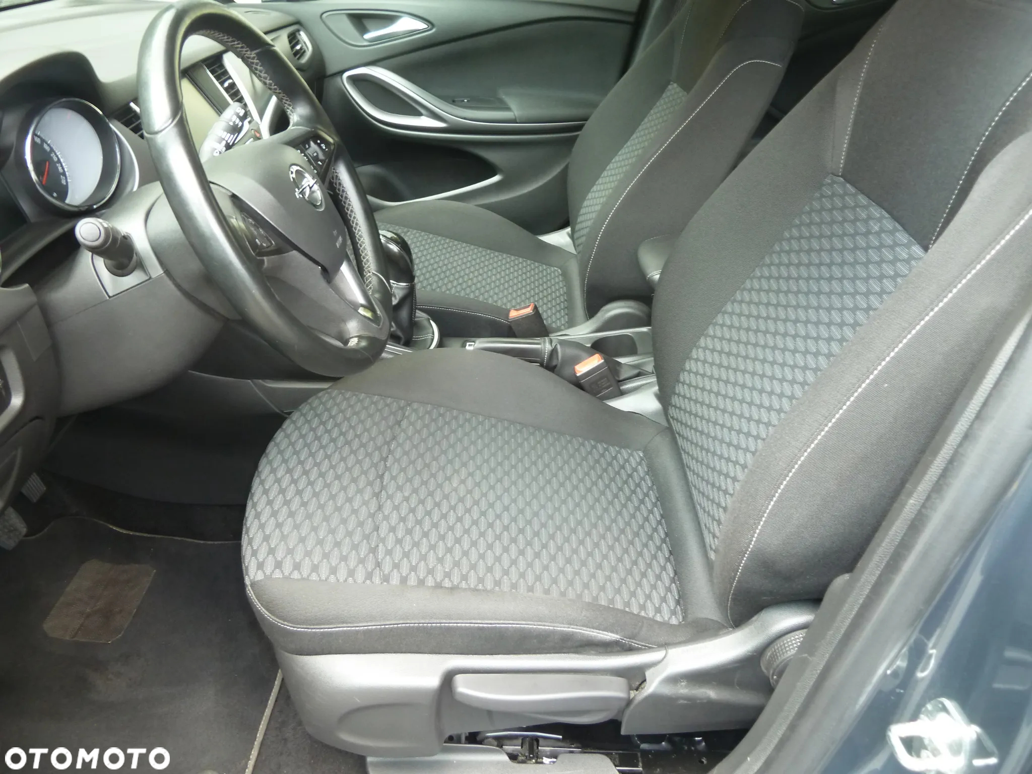 Opel Astra 1.4 Turbo Dynamic - 10