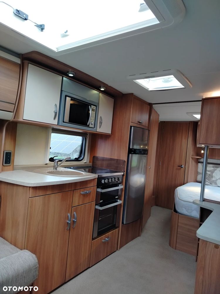 SWIFT Conqueror 630 - 14