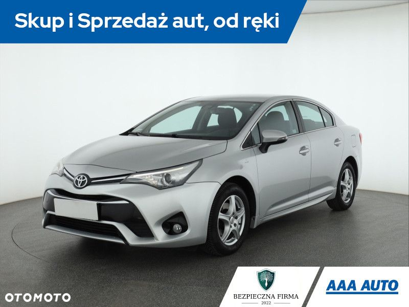 Toyota Avensis - 2