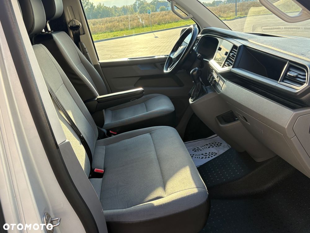 Volkswagen Transporter T6.1 - 17