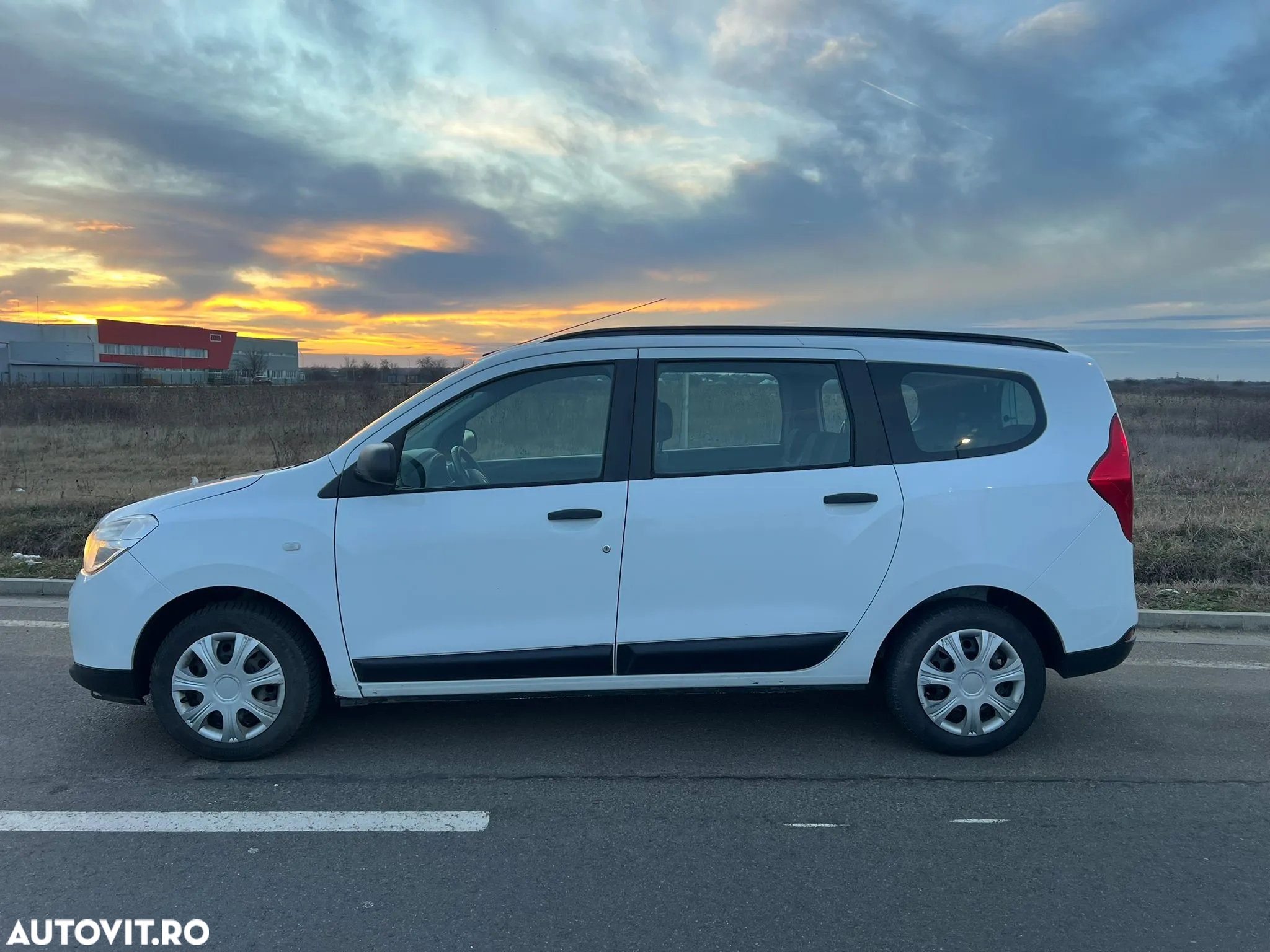 Dacia Lodgy 1.6 102 CP Ambiance - 5