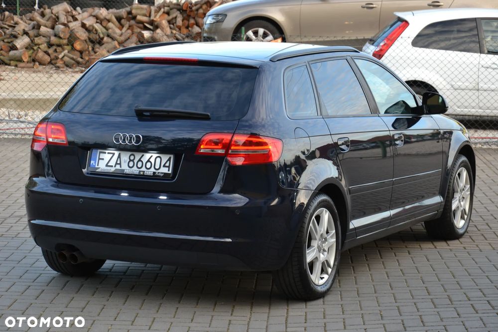 Audi A3 Sportback 1.4 TFSI Attraction - 10