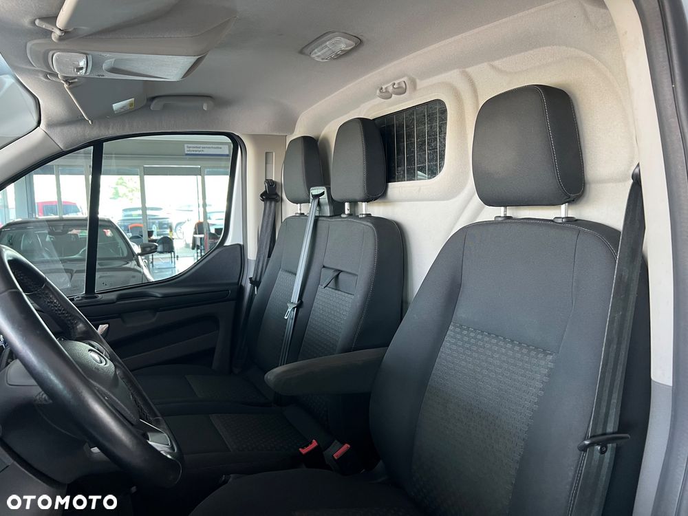 Ford Transit Custom - 21