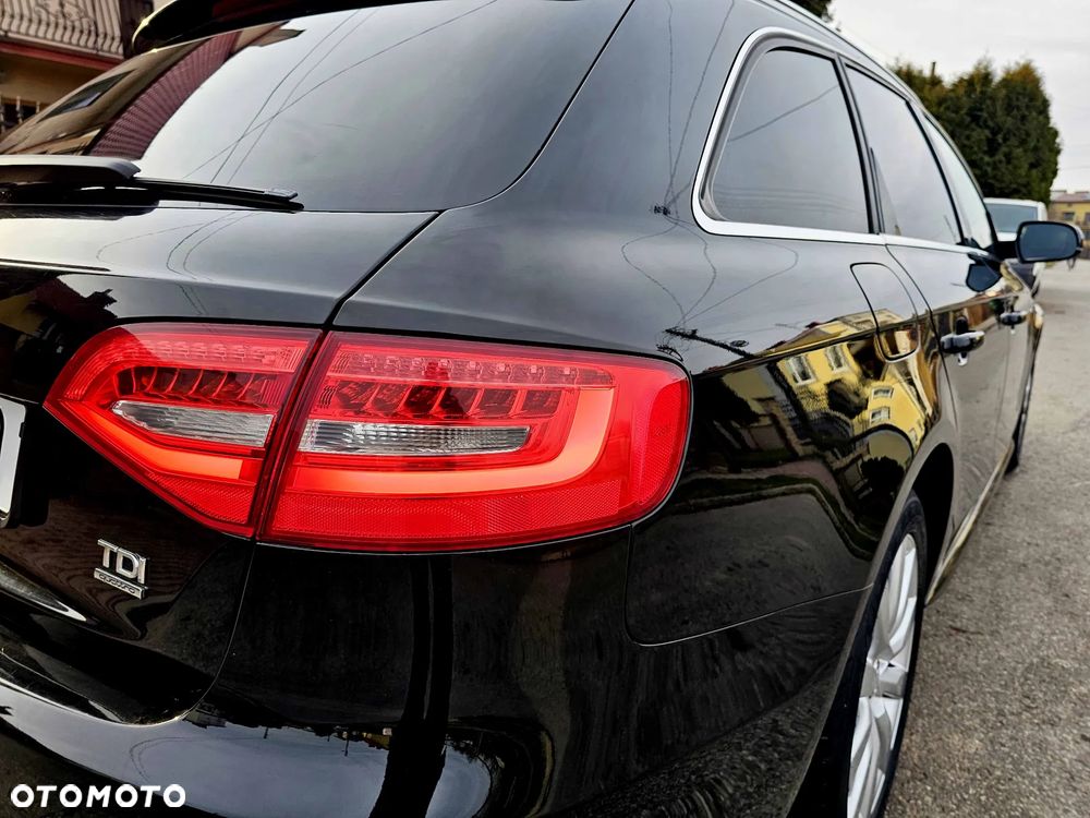 Audi A4 Avant 2.0 TDI DPF quattro S tronic S line Sportpaket - 10