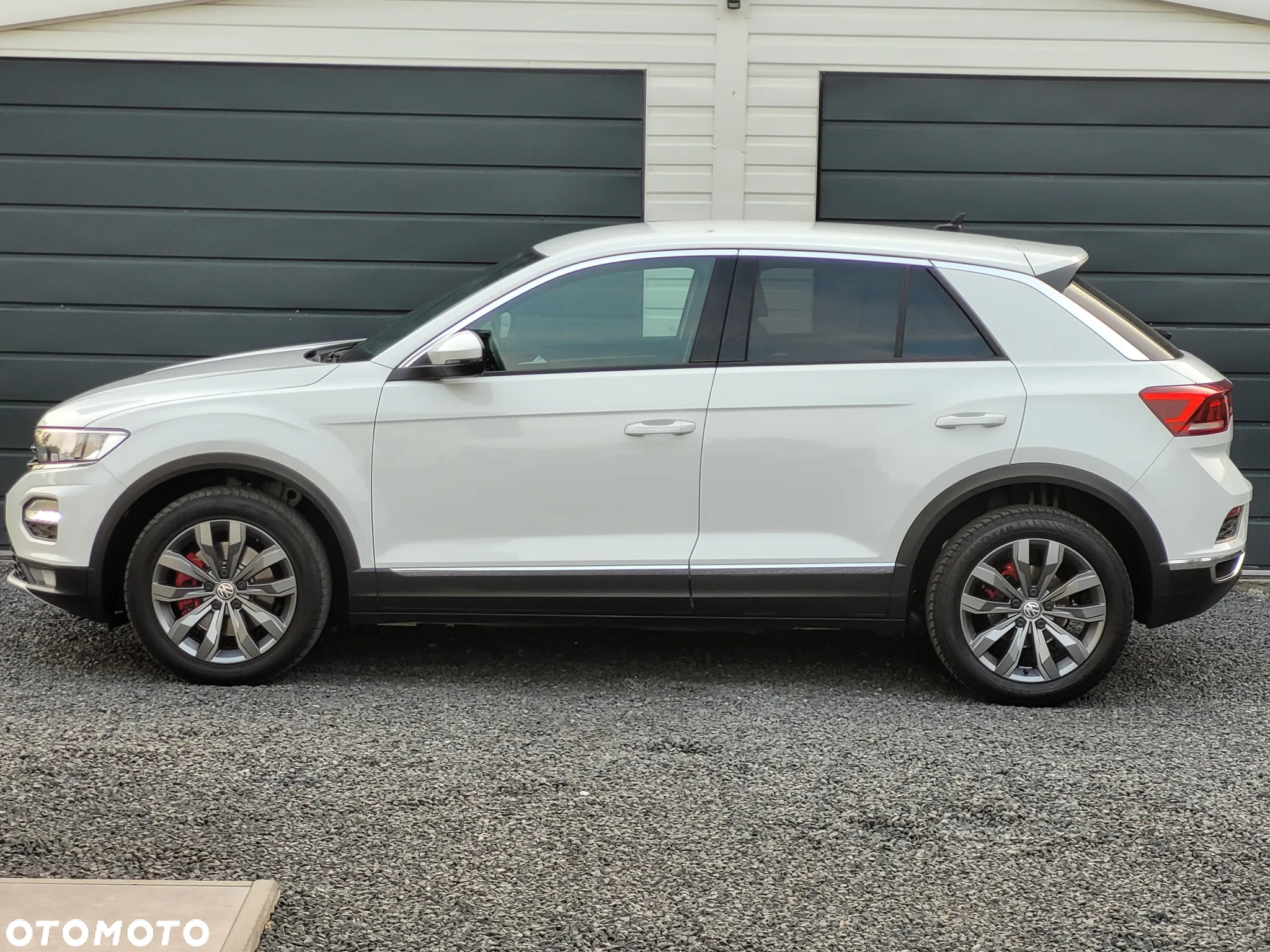 Volkswagen T-Roc - 5