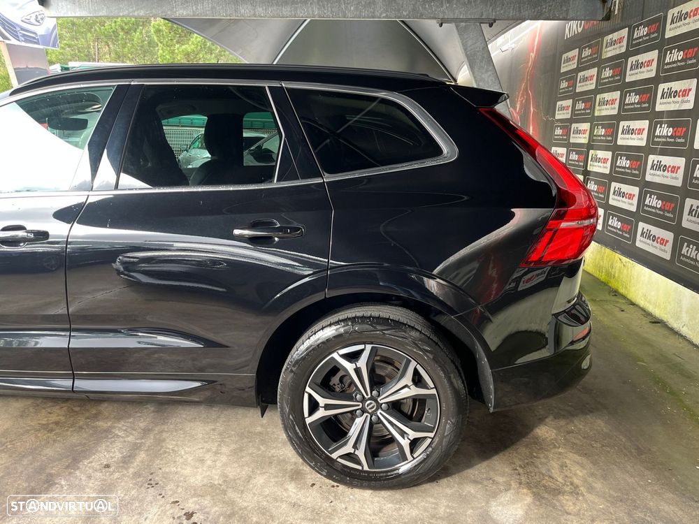 Volvo XC 60 2.0 B4 R-Design Geartronic - 12