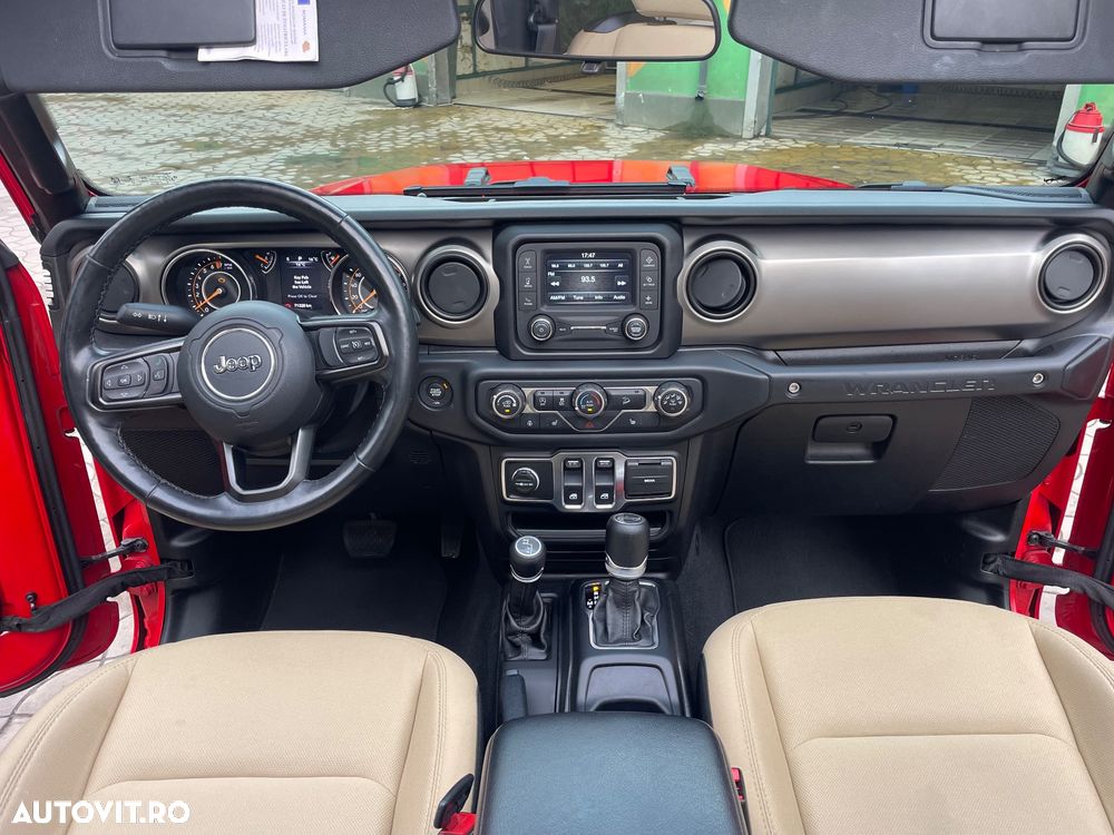 Jeep Wrangler 3.6 Automatik Rubicon 10th Anniversary - 24